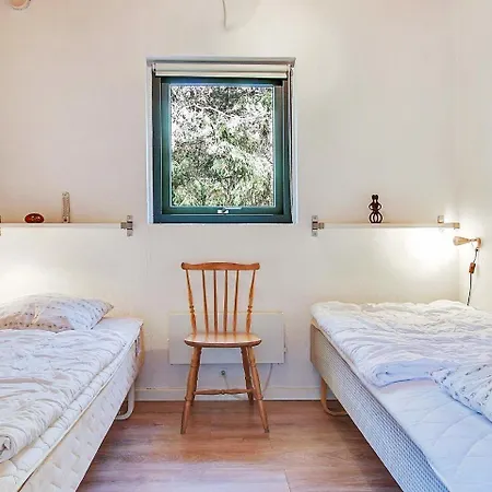 Casa vacanze Two-bedroom Holiday In Nexo 4